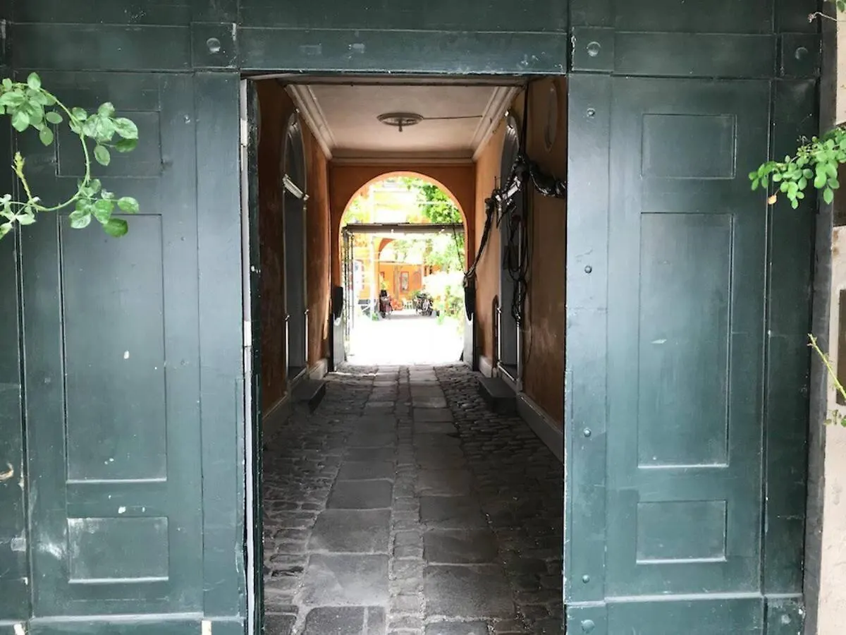 Appartement Balkon Med Udsigt Midt I Kobenhavn